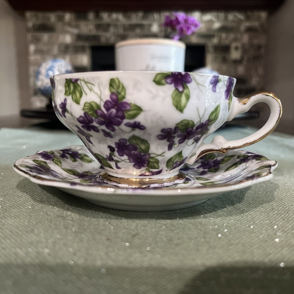 Victoria Ceramics Japan Porcelain Violets Gold Lusterware Teacup & Saucer Rare!